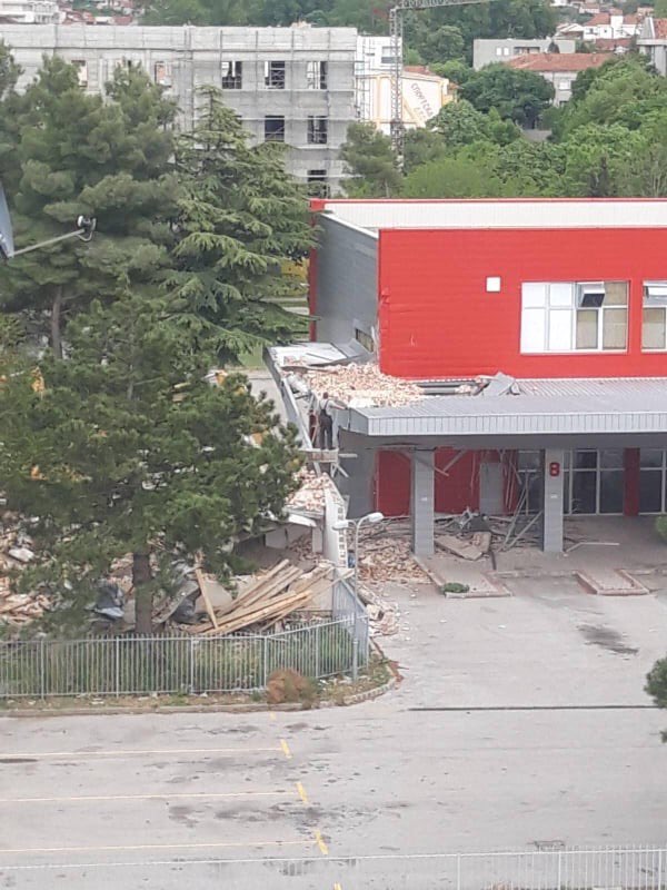 95884304_573136796659506_943415203226189824_n